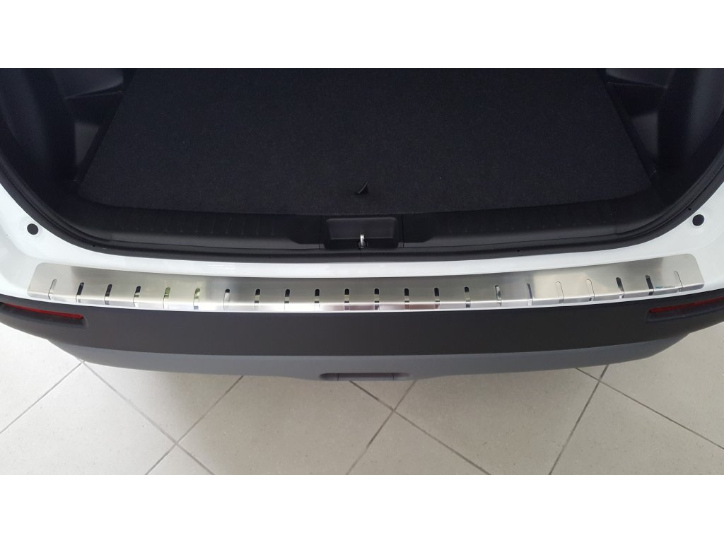 Alufrost Profilovaný prah kufra NEREZ - Suzuki VITARA pred Faceliftom  2015-2018