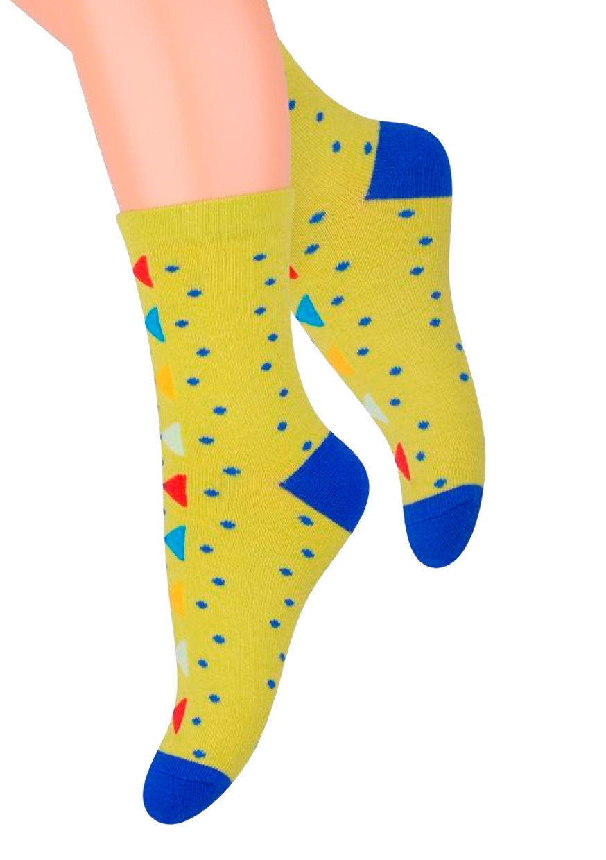 Dívčí klasické ponožky se vzorem puntíků 014/128 Steven Barva/Velikost: žlutá tmavá / 26/28