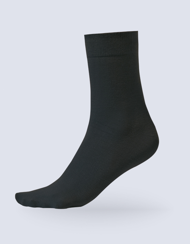 Gina Bambusové ponožky klasická délka 82003P Barva/Velikost: černá / 41/44