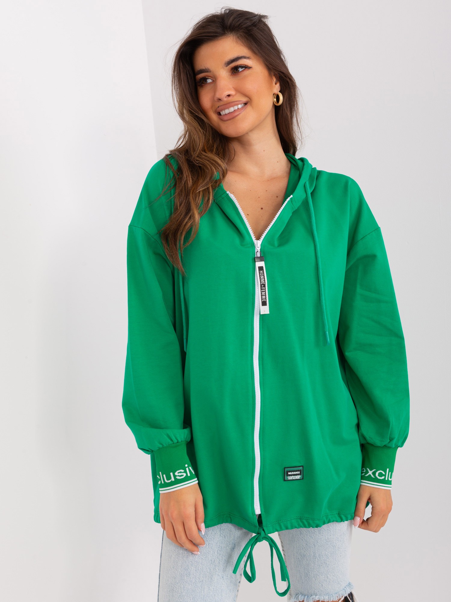 ZELENÁ ASYMETRICKÁ MIKINA NA ZIP RV-BL-9096.43P-GREEN Velikost: L/XL