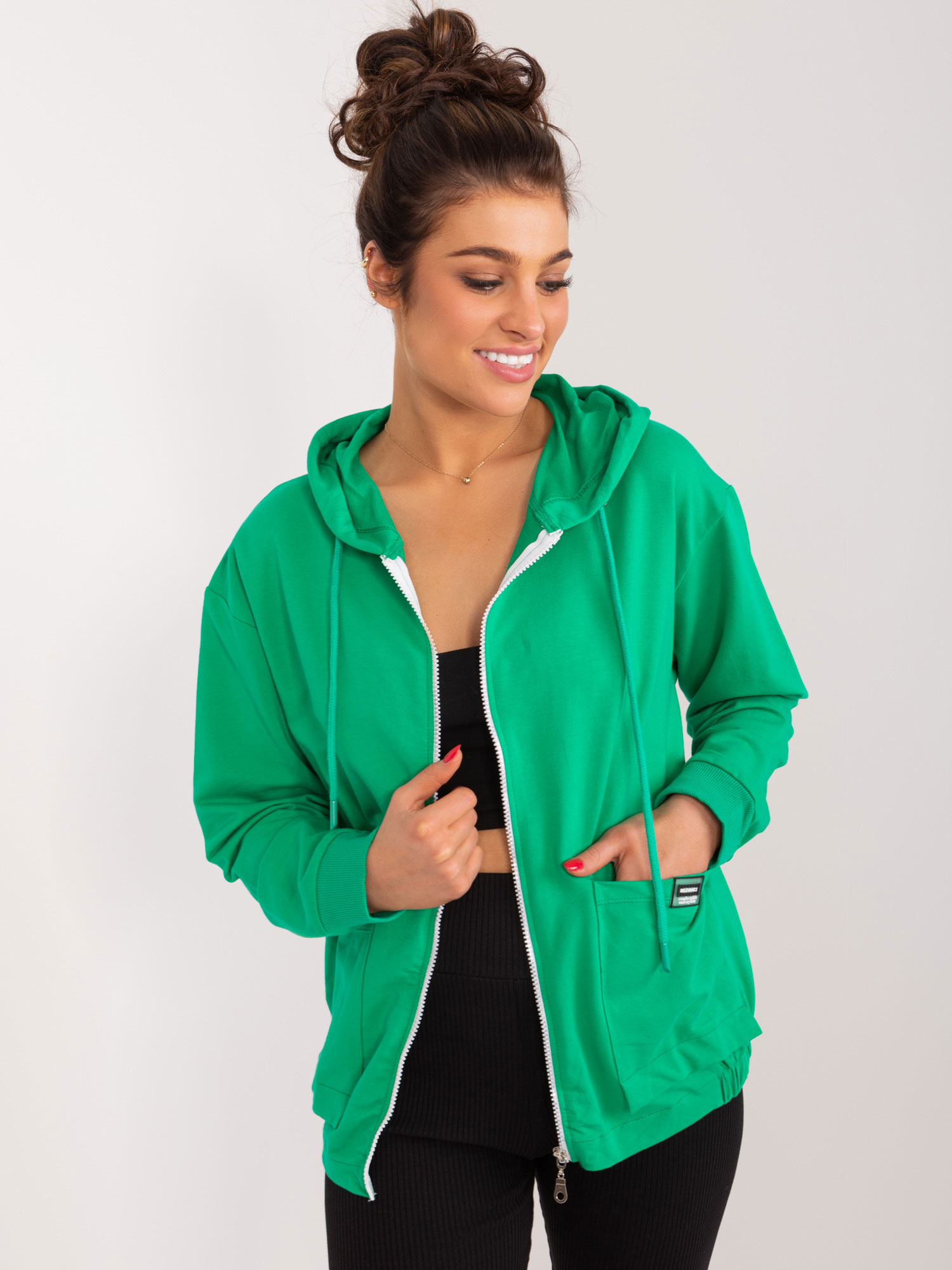 ZELENÁ MIKINA NA ZIP S KAPUCÍ -RV-BL-9136.06-GREEN Velikost: S/M