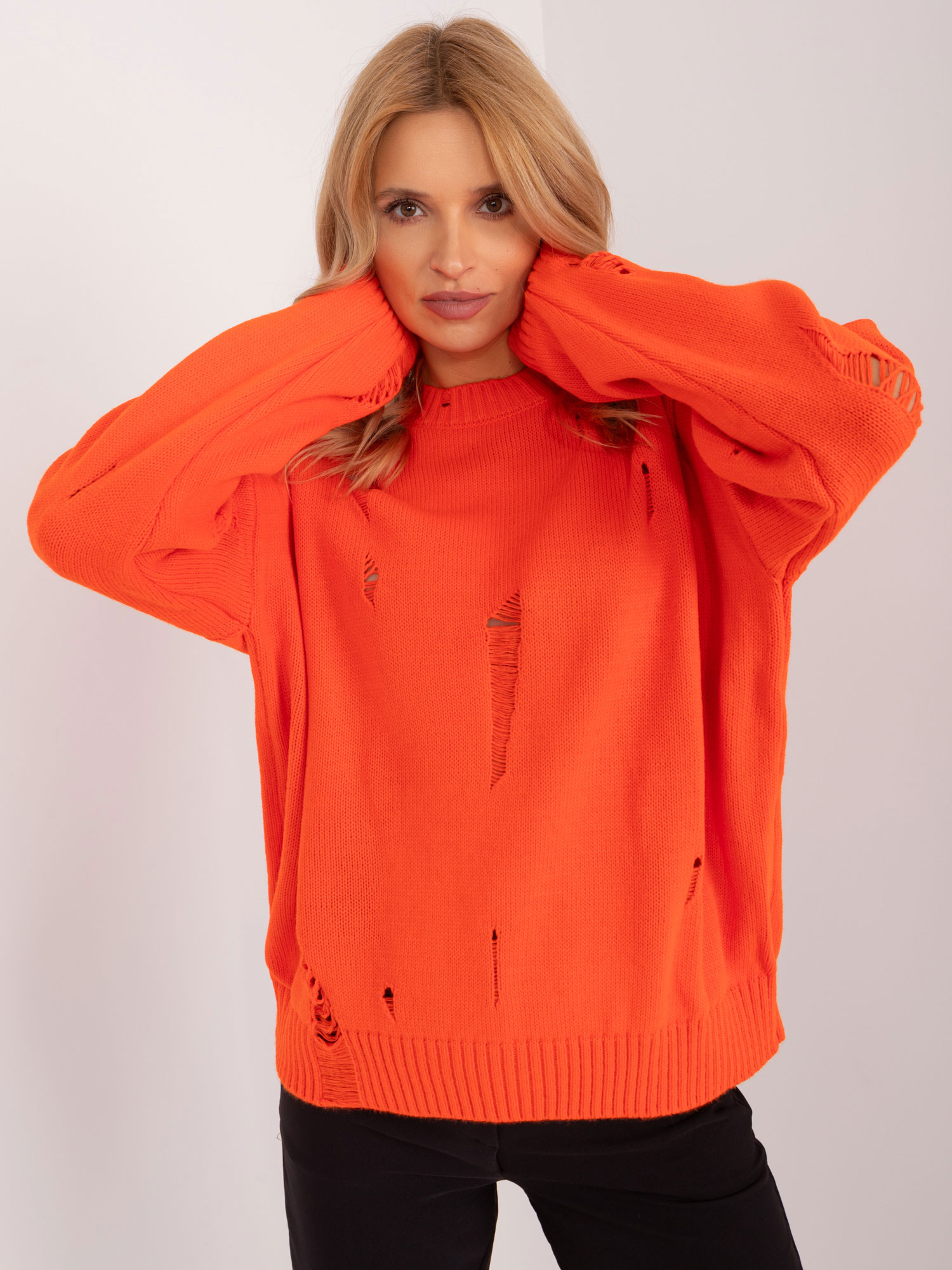 ORANŽOVÝ DĚROVANÝ SVETR -BA-SW-0648.27-ORANGE Velikost: ONE SIZE