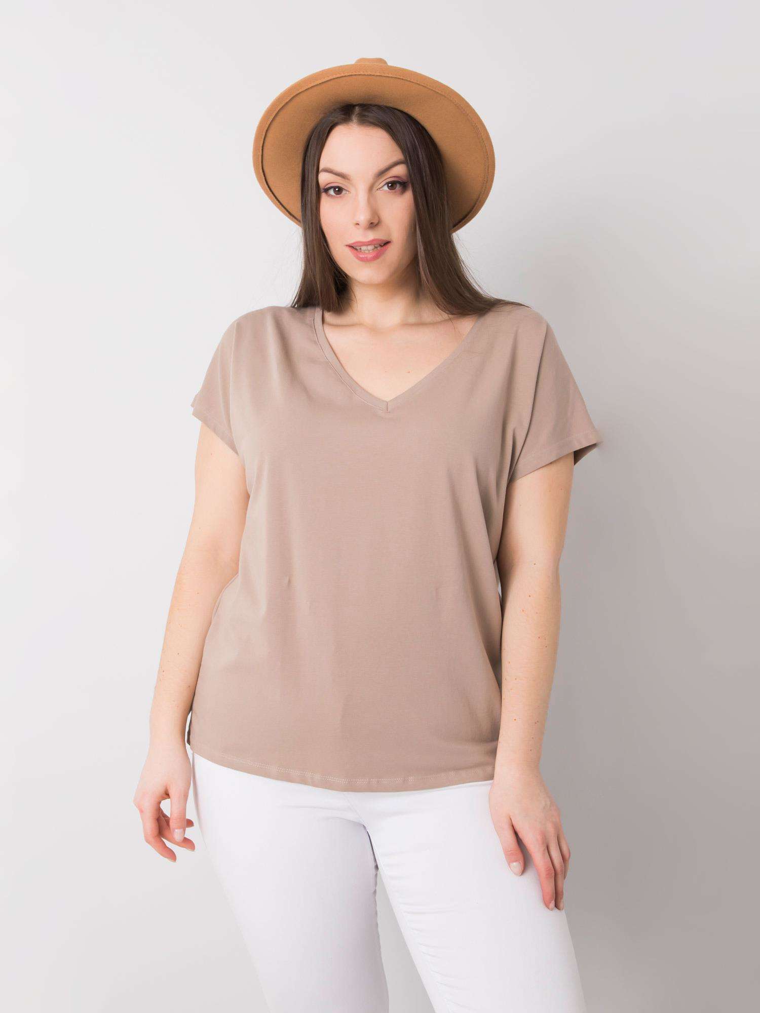 BÉŽOVÉ TRIČKO S VÝSTŘIHEM DO V -RV-TS-6305.22P-BEIGE Velikost: 3XL