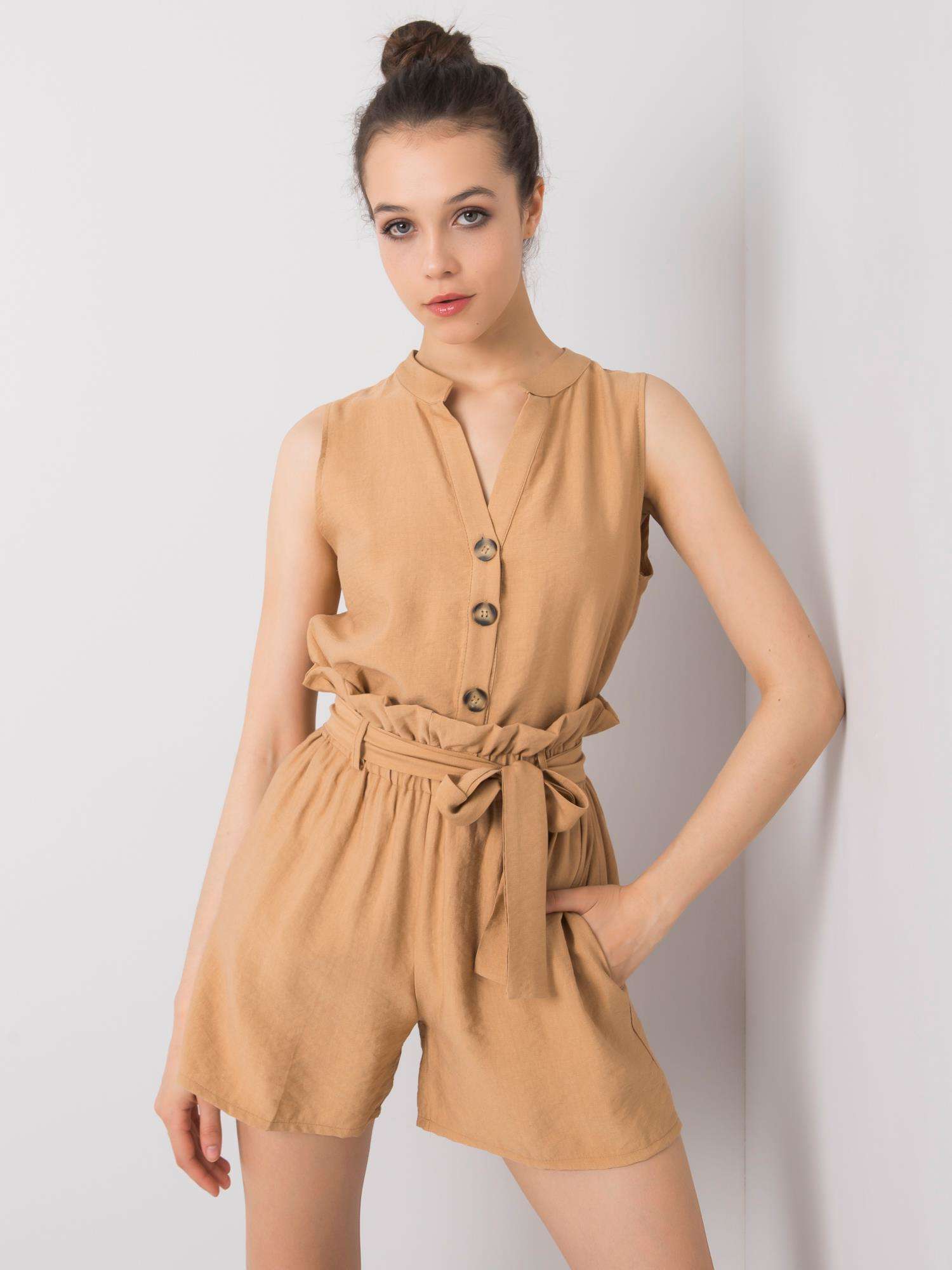 HNĚDÁ DÁMSKÁ KRÁTKÁ SOUPRAVA 351-KMPL-23032021.62-BEIGE Velikost: M