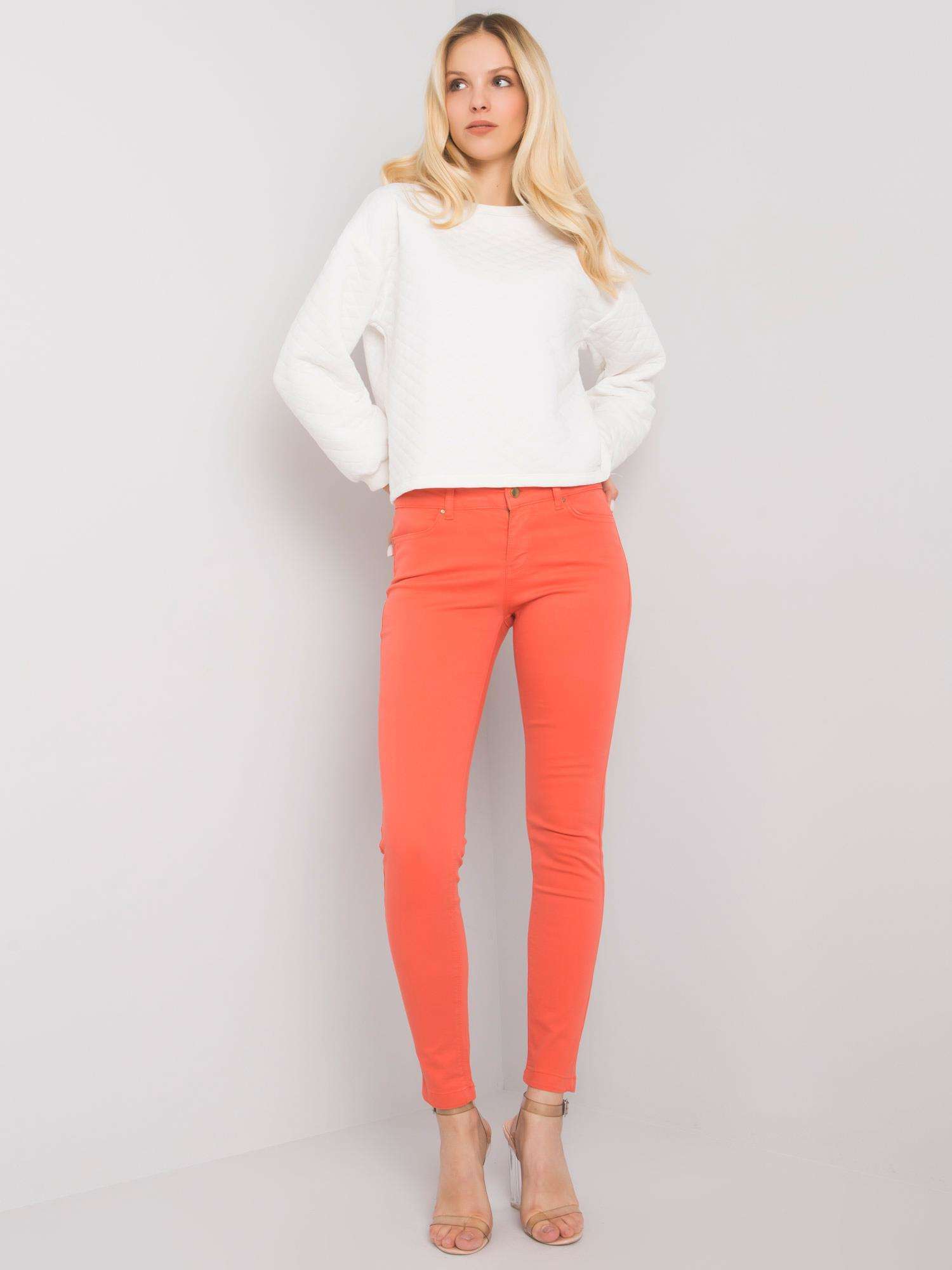 SVĚTLE ORANŽOVÉ DÁMSKÉ SKINNY KALHOTY RS-SP-77302.55P-ORANGE Velikost: 36