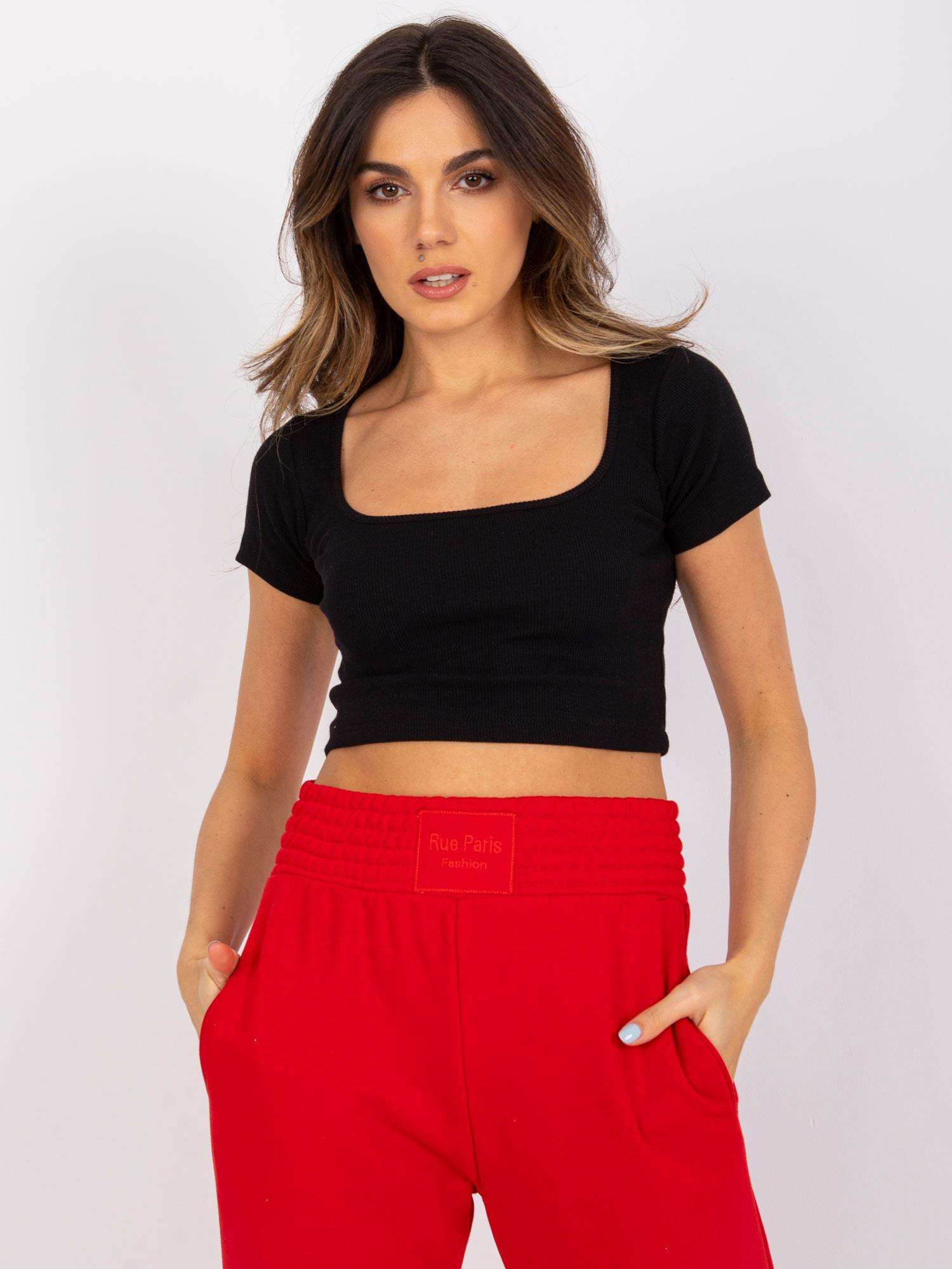 ČERNÝ DÁMSKÝ CROP TOP S KRÁTKÝMI RUKÁVY RV-TS-7538.12P-BLACK Velikost: S