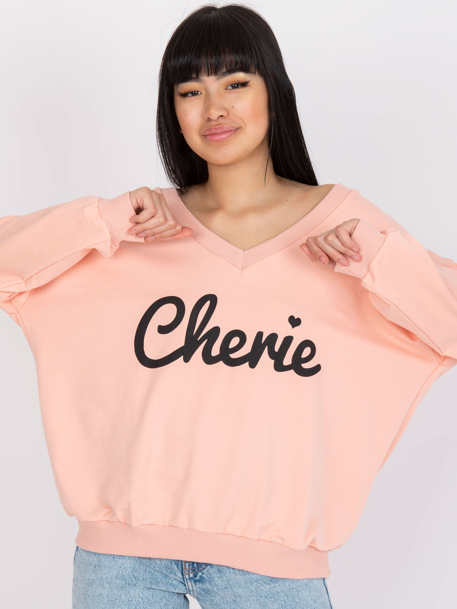 SVĚTLE RŮŽOVÁ MIKINA S VÝSTŘIHEM DO V "CHERIE" -FA-BL-7754.55P-PINK Velikost: ONE SIZE