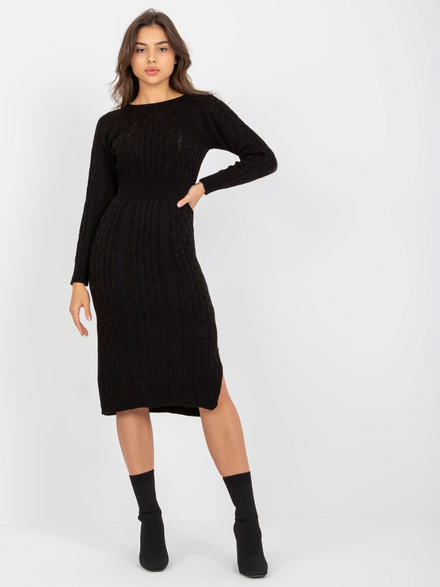 ČERNÉ PLETENÉ MIDI ŠATY TO-SK-138.31-BLACK Velikost: ONE SIZE