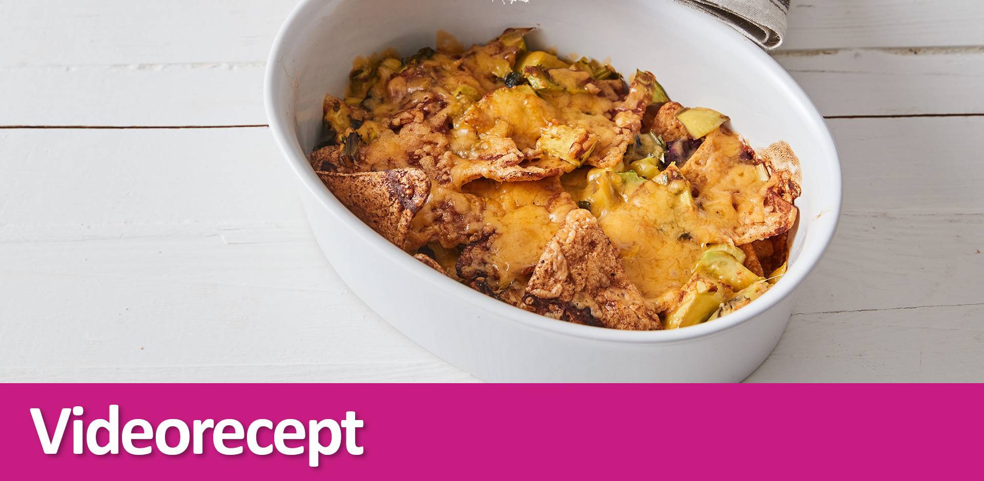 Avokádové guacamole se zapečenými KetoMix nachos