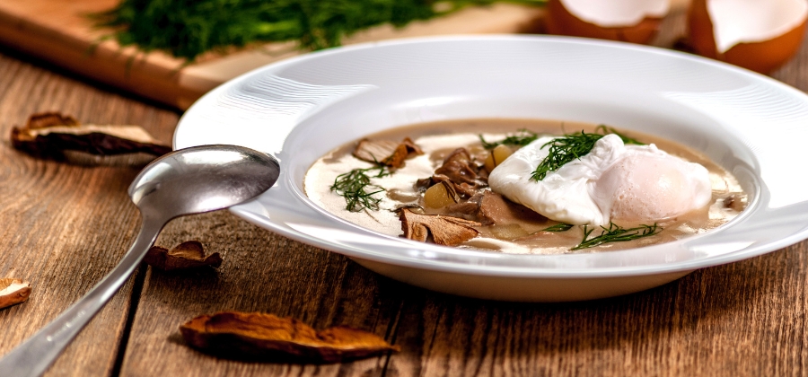 Kulajda: Tradiční česká polévka s bohatou historií a výraznou chutí