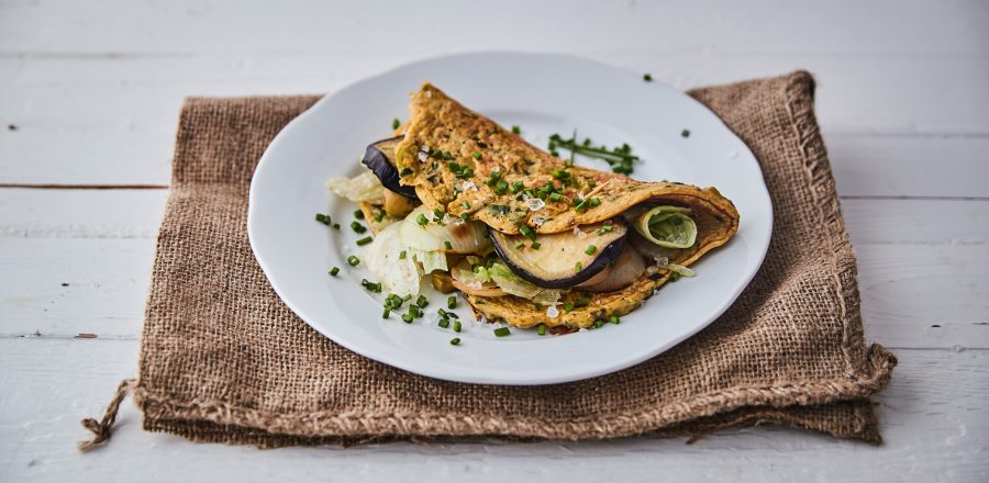 Omeleta s restovanou zeleninou