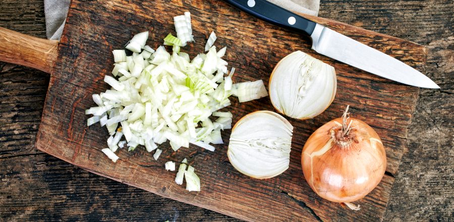 Cibulový bochánek s rozmarýnem