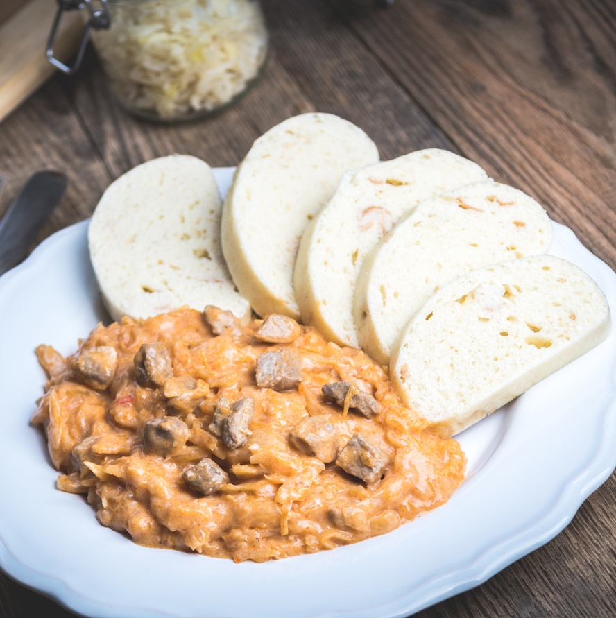 Segedínský guláš  | multifunkční tlakový hrnec TESLA 