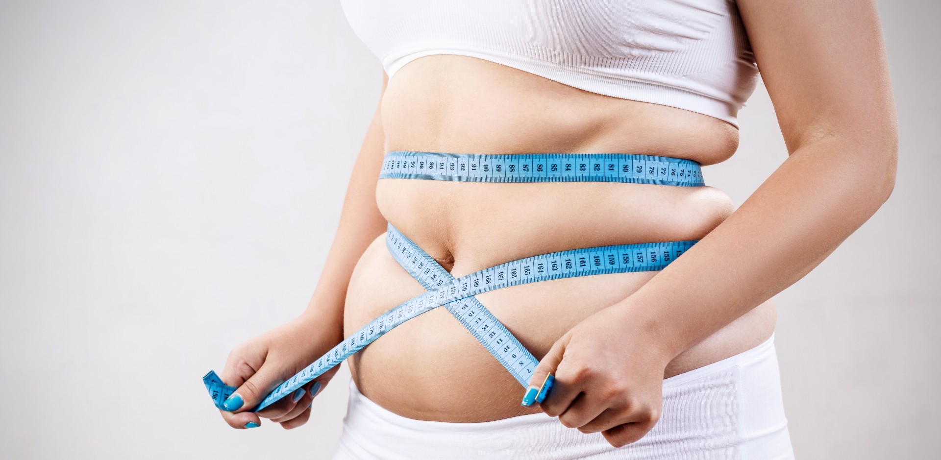 Nem tud megszabadulni a hasi zsírpárnáktól? A háromszoros Európa-bajnok testépítő elárulja, mitévők legyünk.