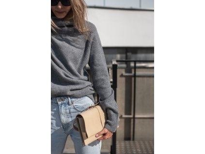 7BBF07E3 5BD9 4639 8105 5C828D71B370