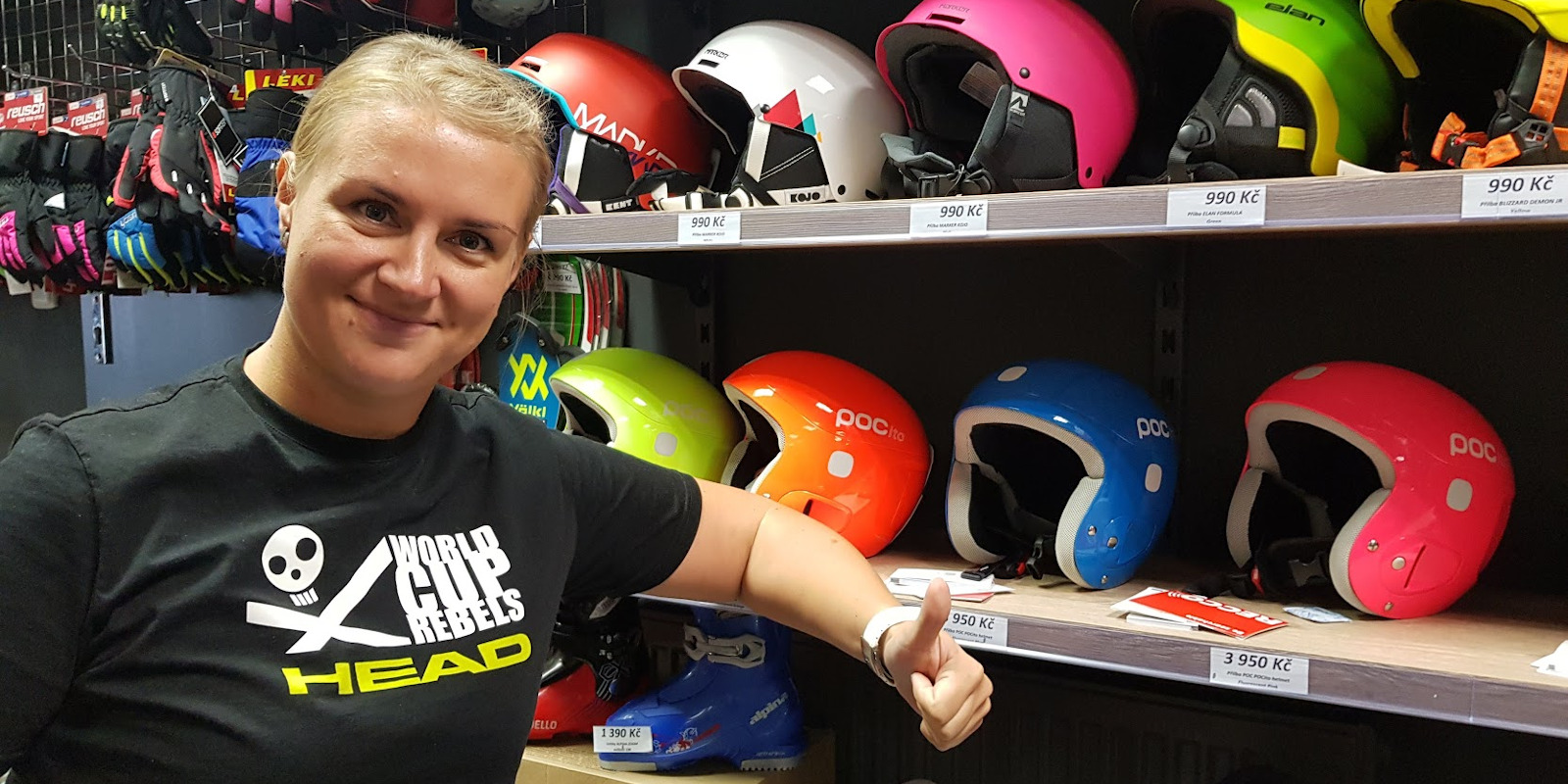 Adéla Běťáková v půjčovně AVEX SKI