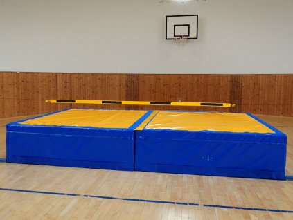 Deivo Iskolaszék az atlétika és a torna területén (A beszállási terület mérete 400x250x50 cm (SET 2x 250x200x50cm))