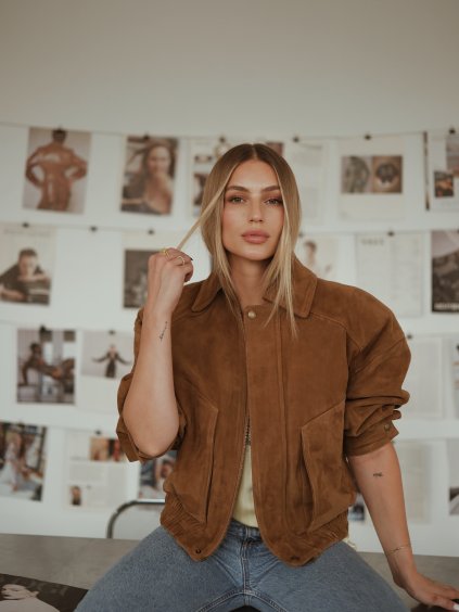 4BAC17F5 FD76 4C7E 98C0 E44791590B2E