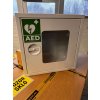 AED defibrilator skrina skrinka 3