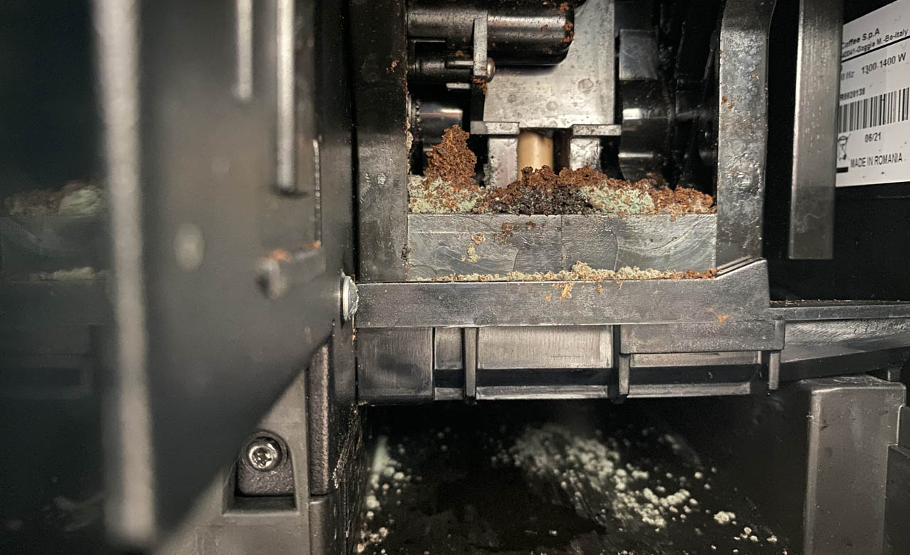 Prečo je nevyhnutné pravidelne sa starať o váš kávovar?