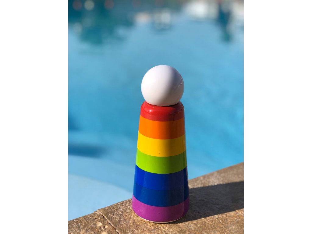 Nerezová fľaša nerovná sa termofľaša