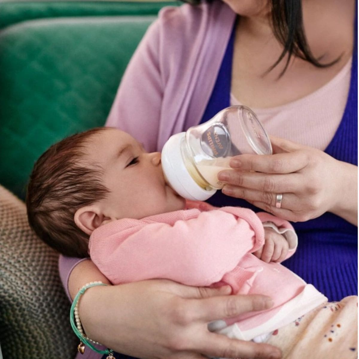 Aké výhody majú dojčenské fľaše s cumlíkmi v tvare bradavky?