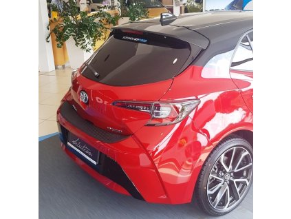 138097 kryt naraznika plastovy toyota corolla hatchback od 2019