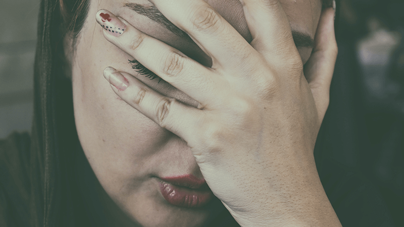 AKO POMÁHA CBD OLEJ S MIGRÉNOU?