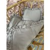 14379 muselinovy set polstarku s perinkou volanky sedy
