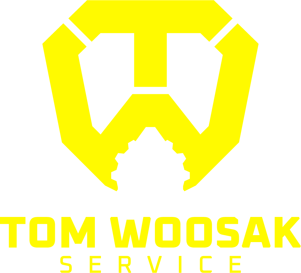Tom Woosak Service