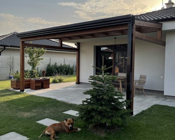 Jak postavit pergolu: Návod pro úspěšnou stavbu