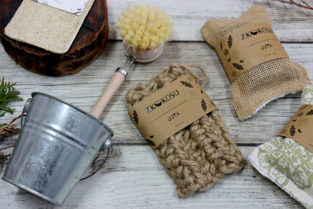 Jak vybrat drátěnky a houbičky do kuchyně