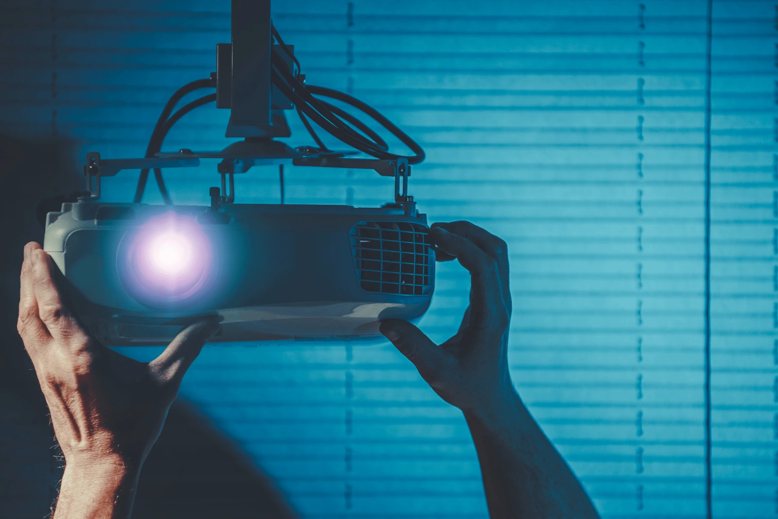 Jak vybrat světelné projektory