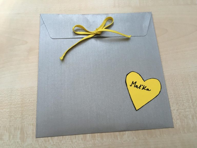 Jak vyrobit obálku: Kreativní návod na vytvoření obálky