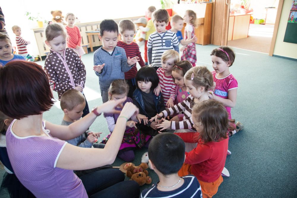 Běžné hodiny ve škole nestačí, studujte angličtinu metodou Wattsenglish!