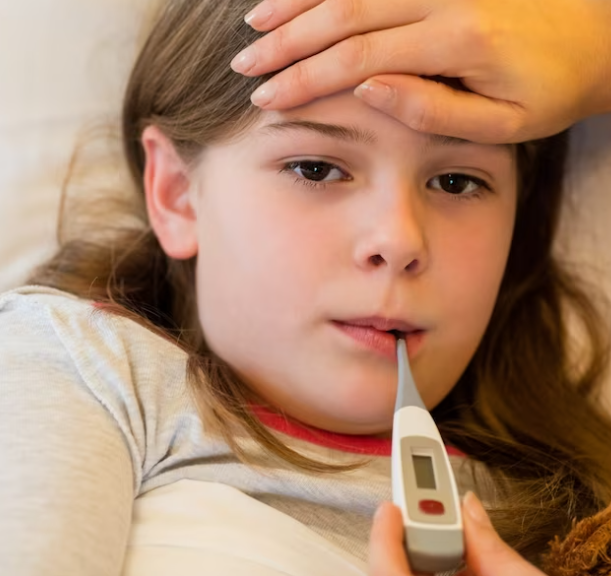 Jak bezpečně snížit horečku u dětí