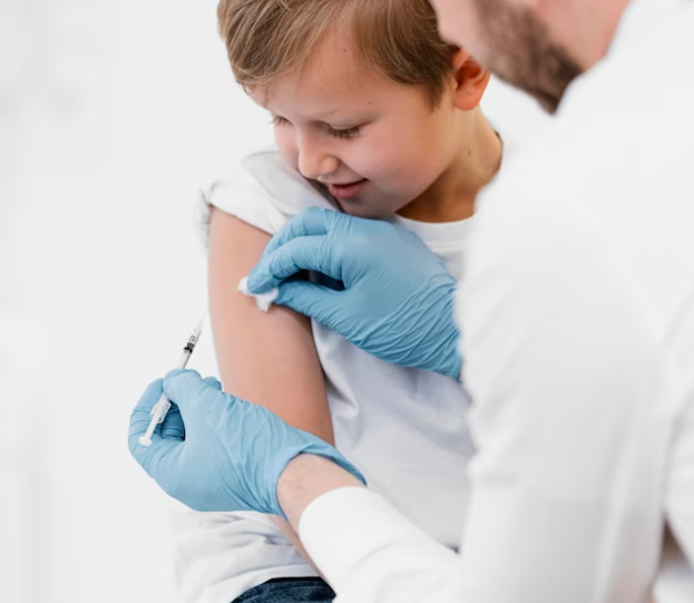 Povinné očkování u dětí a nežádoucí účinky