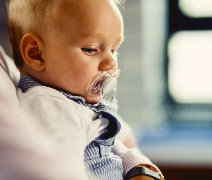 Reflux u miminek: Jak mu předcházet