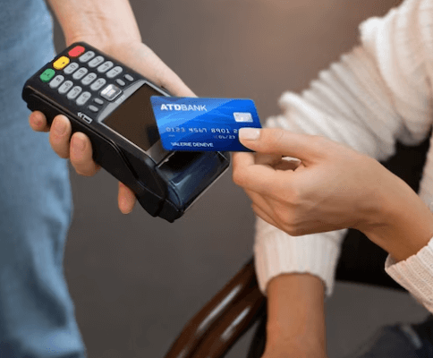 Jak bezpečně platit kartou online na internetu