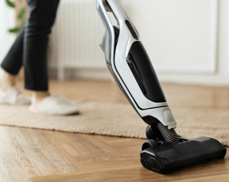Pomáháme s výběrem tyčového vysavače: Rady a tipy
