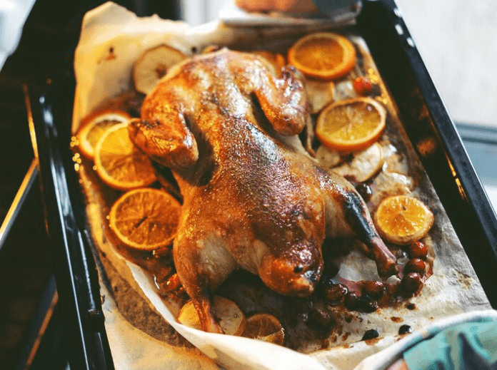 Jak správně upéct husu: Recepty a tipy