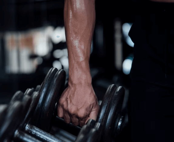 Co je svalová horečka: Příčiny, příznaky a léčba