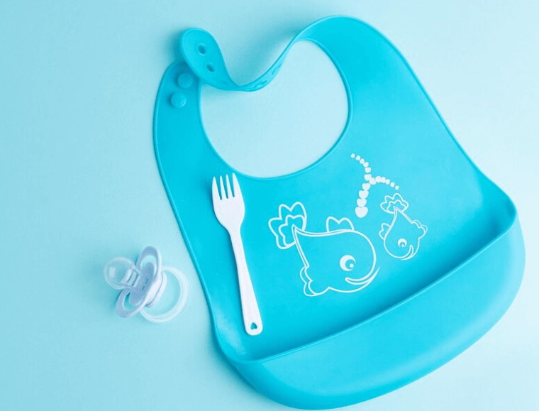 Nejlepší bryndáky a utěráky pro novorozence