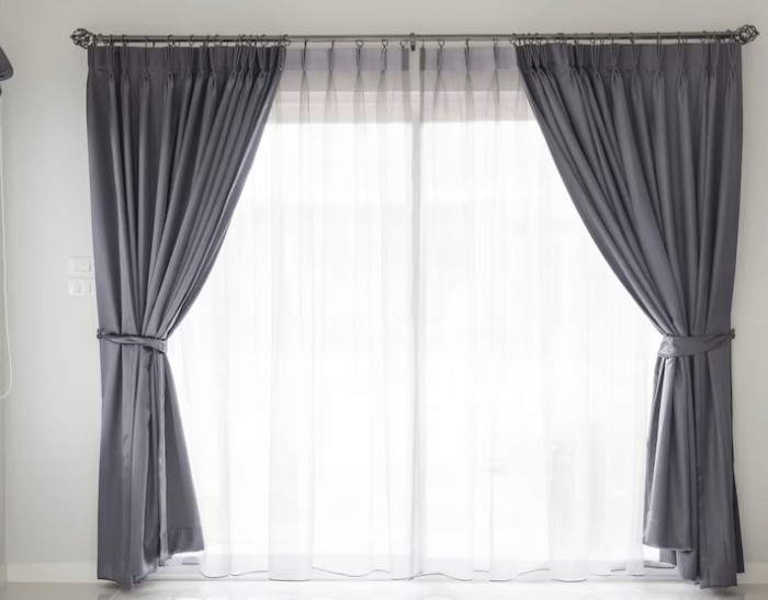 Jak vybrat závěsy podle místnosti: Průvodce výběrem