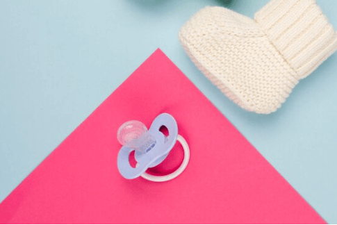 Jak vybrat správný dudlík pro miminko