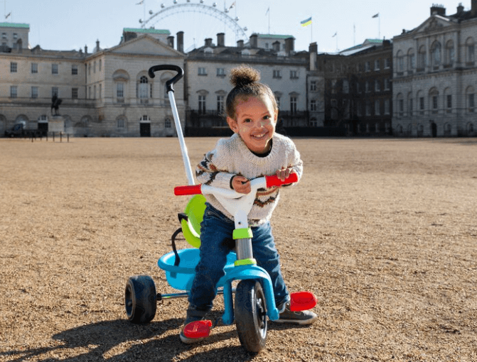 Kdy dát dítěti odrážedlo