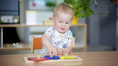 Hračky pro děti s autismem