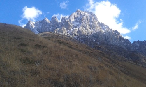 Kazbeg 5033 m.n.m jihovýchodní stěnou