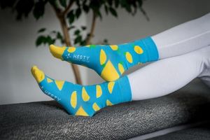 bavlnene ponozky citrony hesty socks, bledomodrá farba, lifestyle ponožky, veselé ponožky 