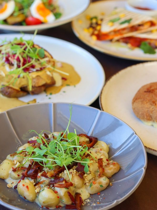 🍽️ Polední pauza chutná nejlíp u dobrého jídla! V OLLIES bistru jsme rozšířili obědovou nabídku a každý den si teď můžete...